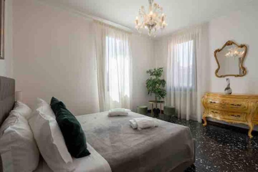 Ca' Pesaro Rooftop Terrace Apartment. 威尼斯 外观 照片